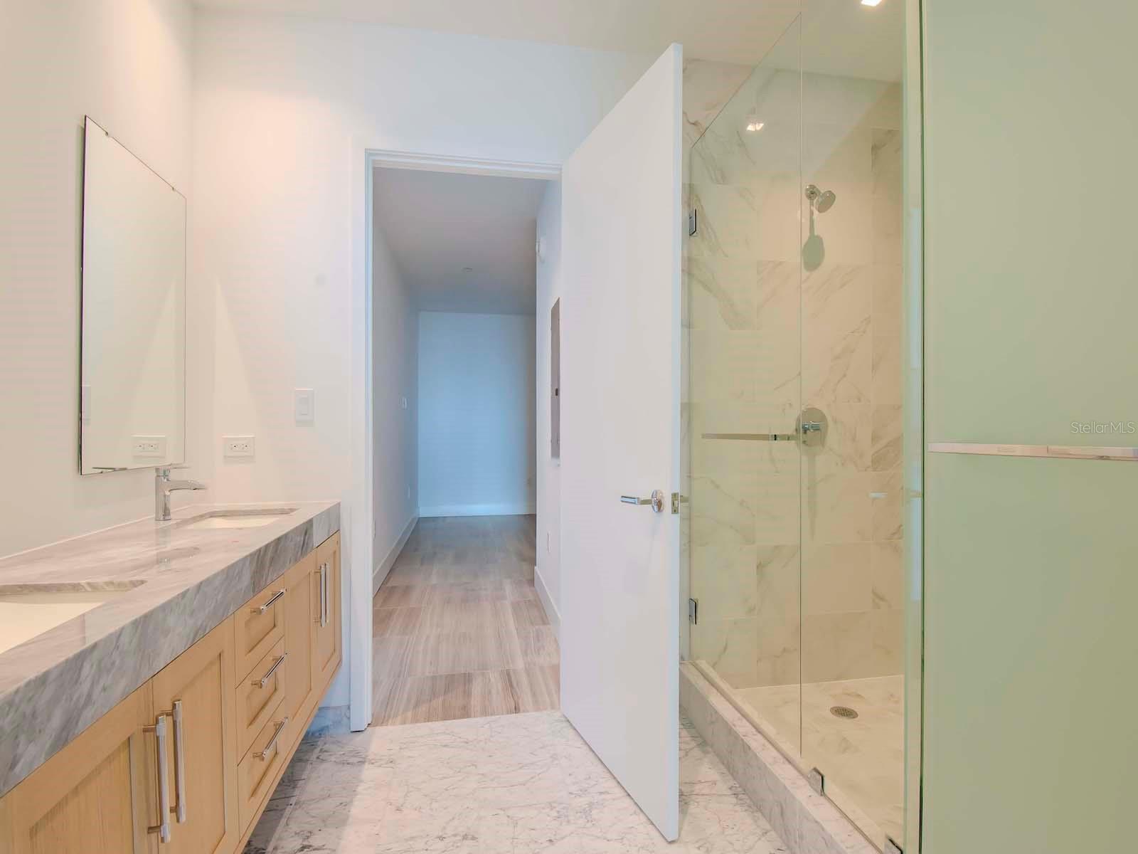 MADRID REV - Residential