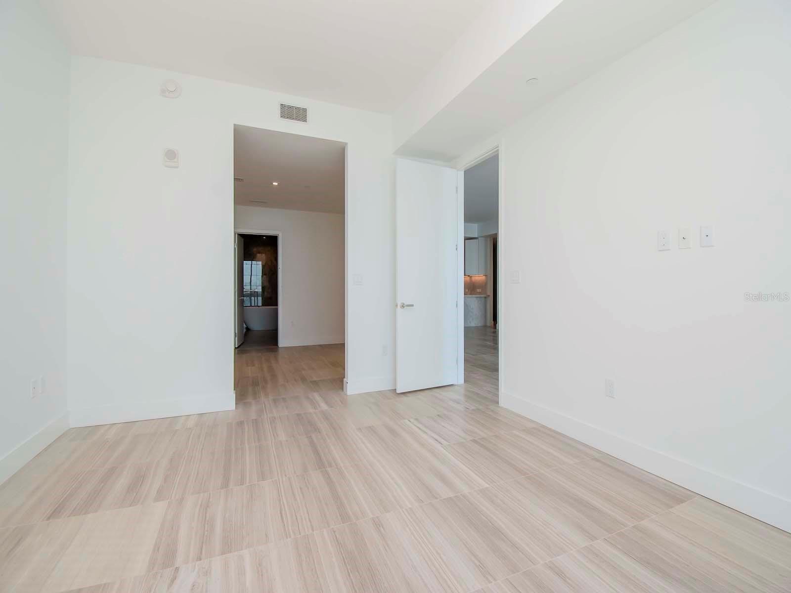 MADRID REV - Residential