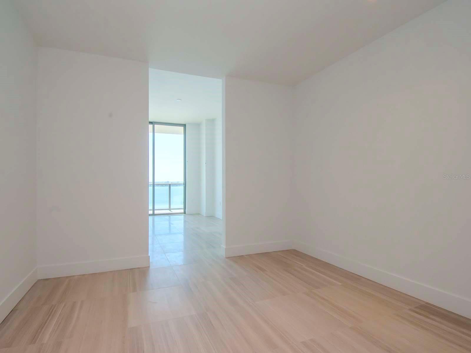 MADRID REV - Residential