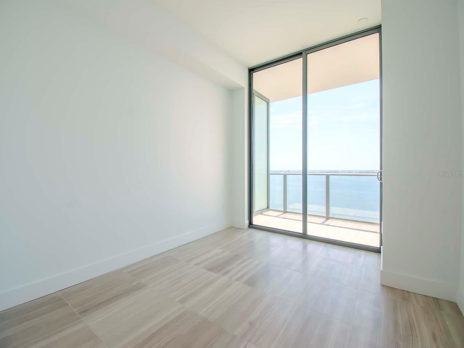 MADRID REV - Residential