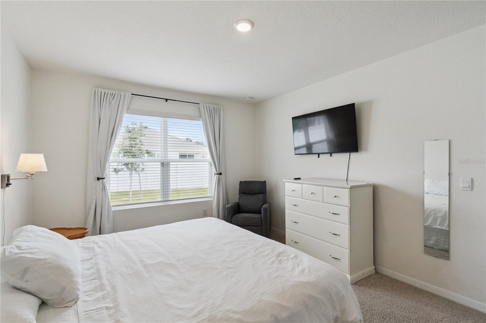 PRAIRIE OAKS - Residential Lease