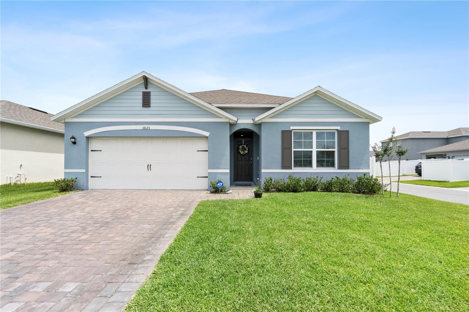 PRAIRIE OAKS - Residential Lease