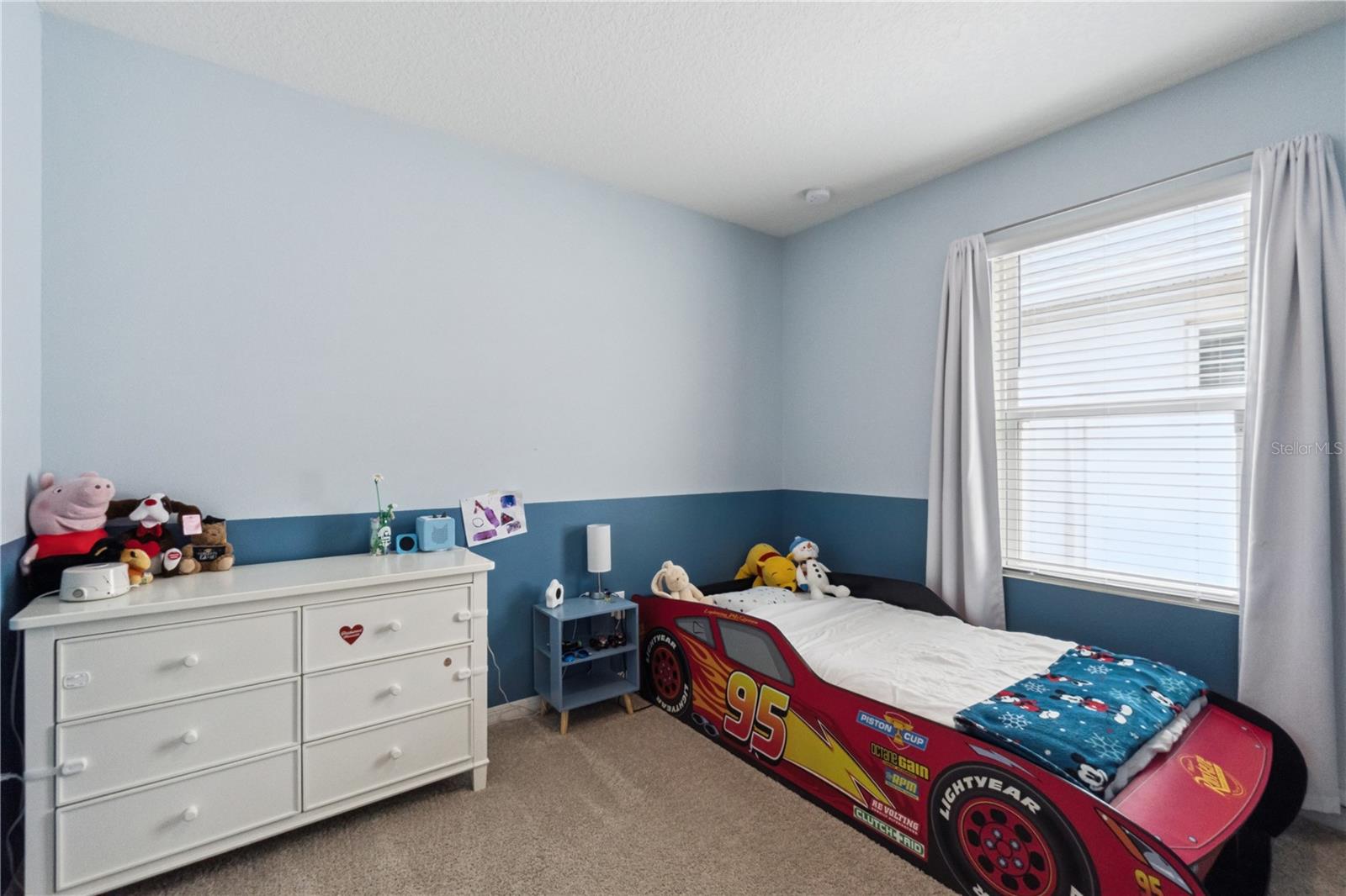 PRAIRIE OAKS - Residential Lease