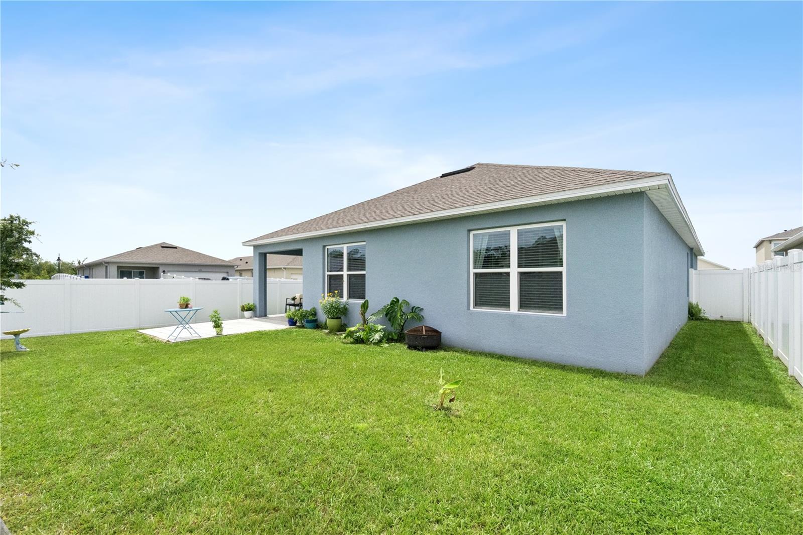 PRAIRIE OAKS - Residential Lease