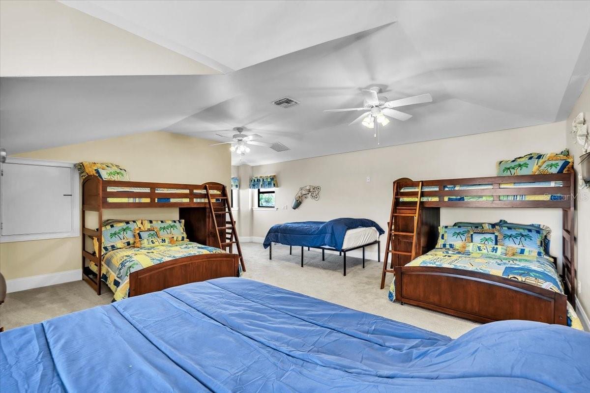 PEACE RIVER ESTS - Residential