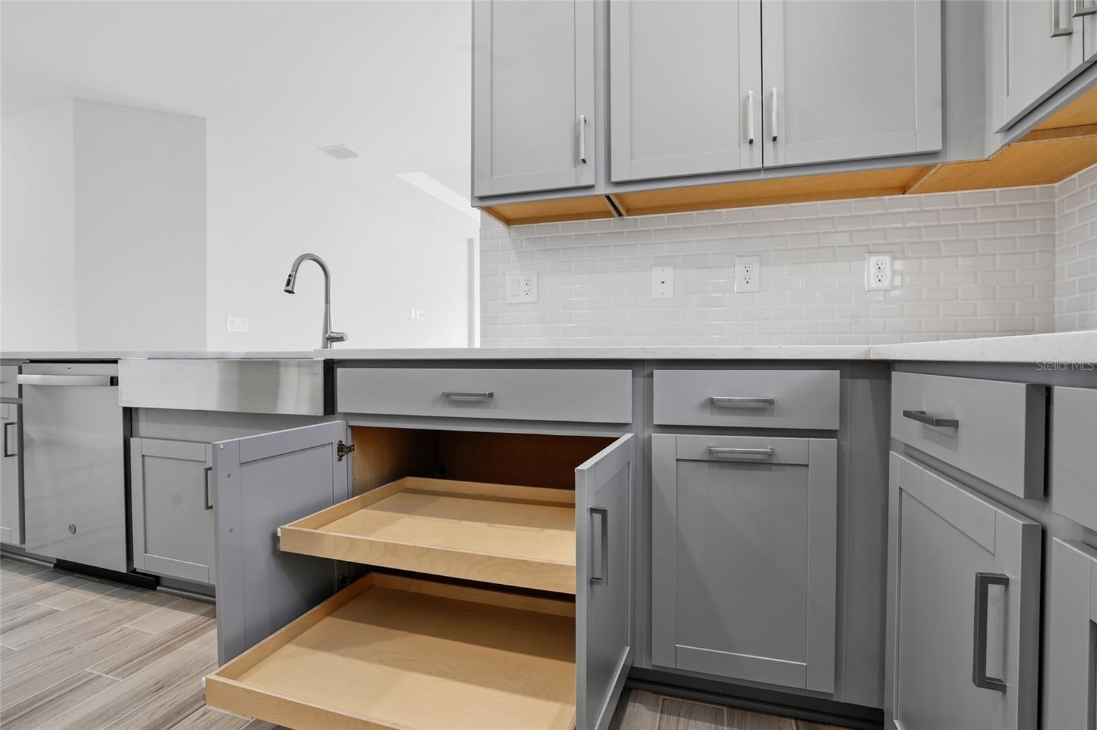ESPLANADE/WIREGRASS RANCH PH - Residential
