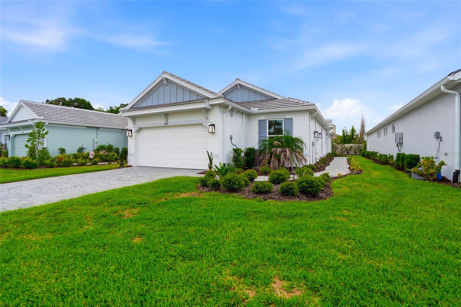 ESPLANADE/WIREGRASS RANCH PH - Residential