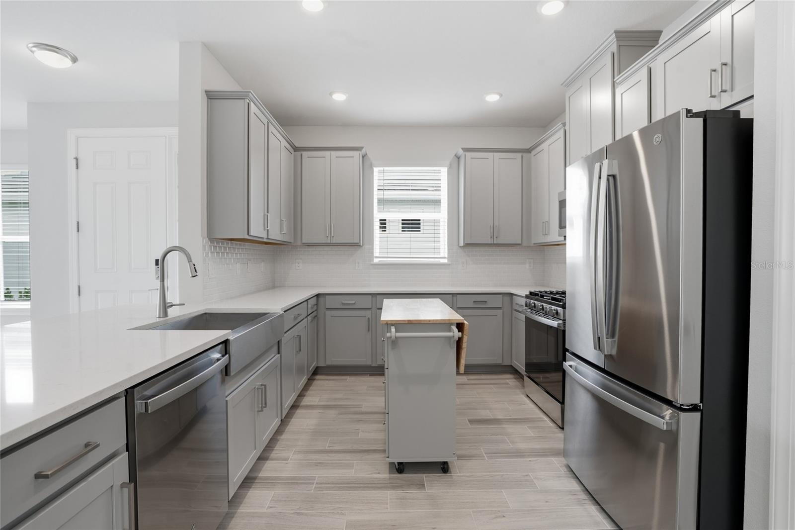 ESPLANADE/WIREGRASS RANCH PH - Residential