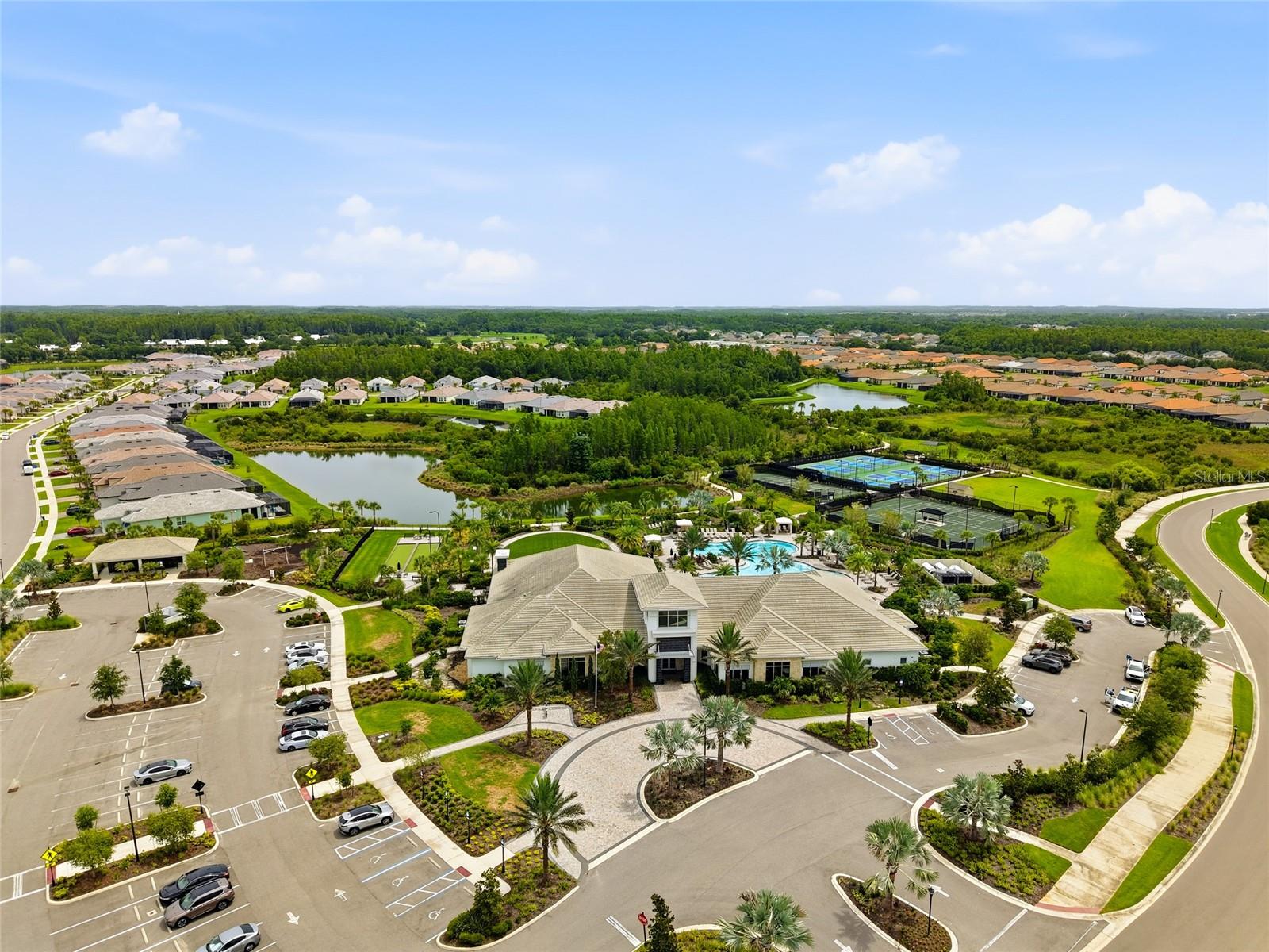 ESPLANADE/WIREGRASS RANCH PH - Residential