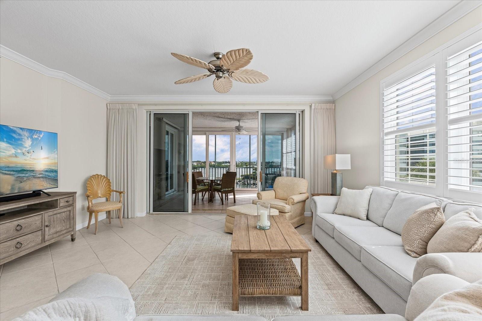 DOLPHIN BAY - Residential