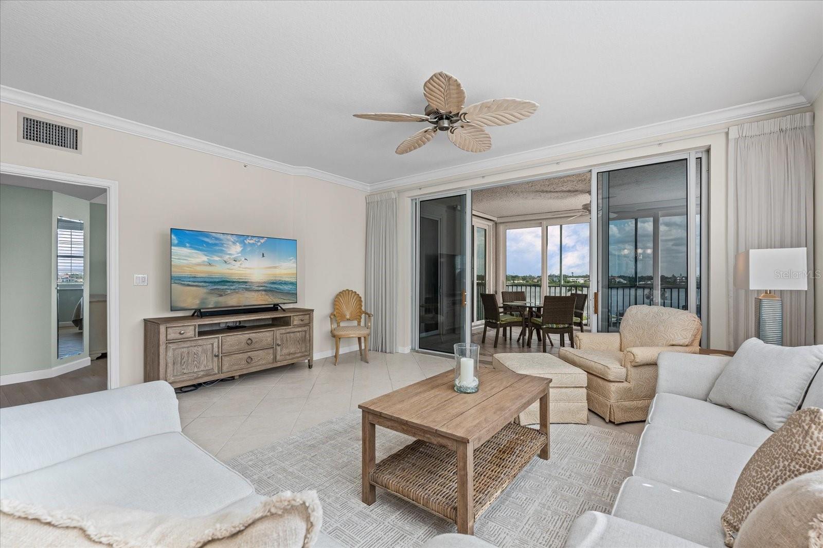 DOLPHIN BAY - Residential