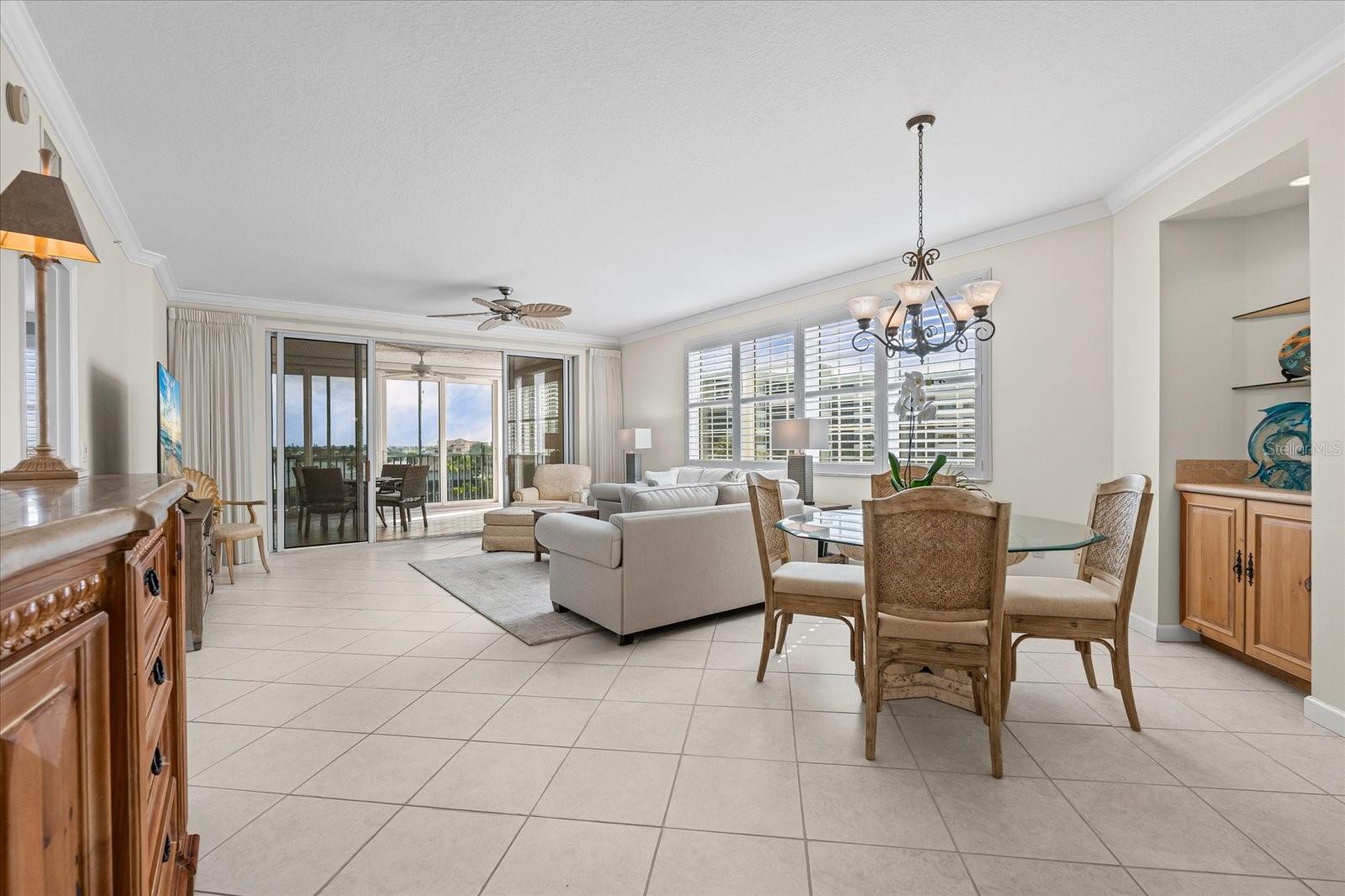 DOLPHIN BAY - Residential