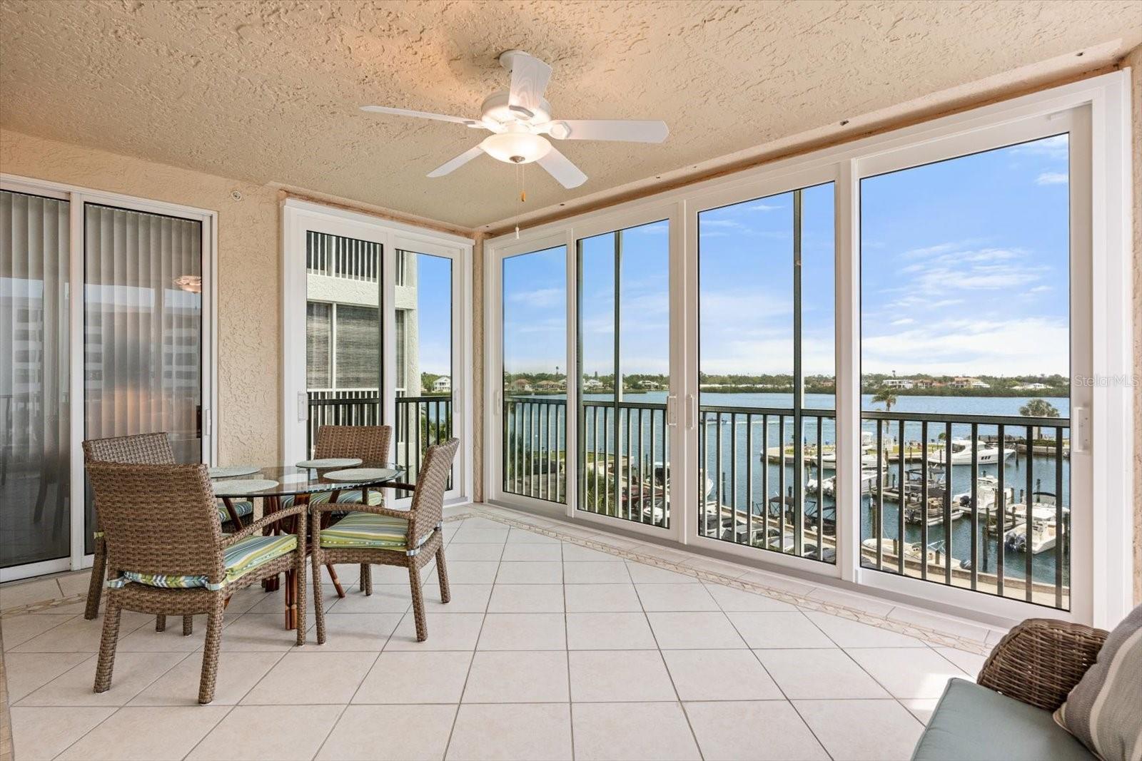 DOLPHIN BAY - Residential