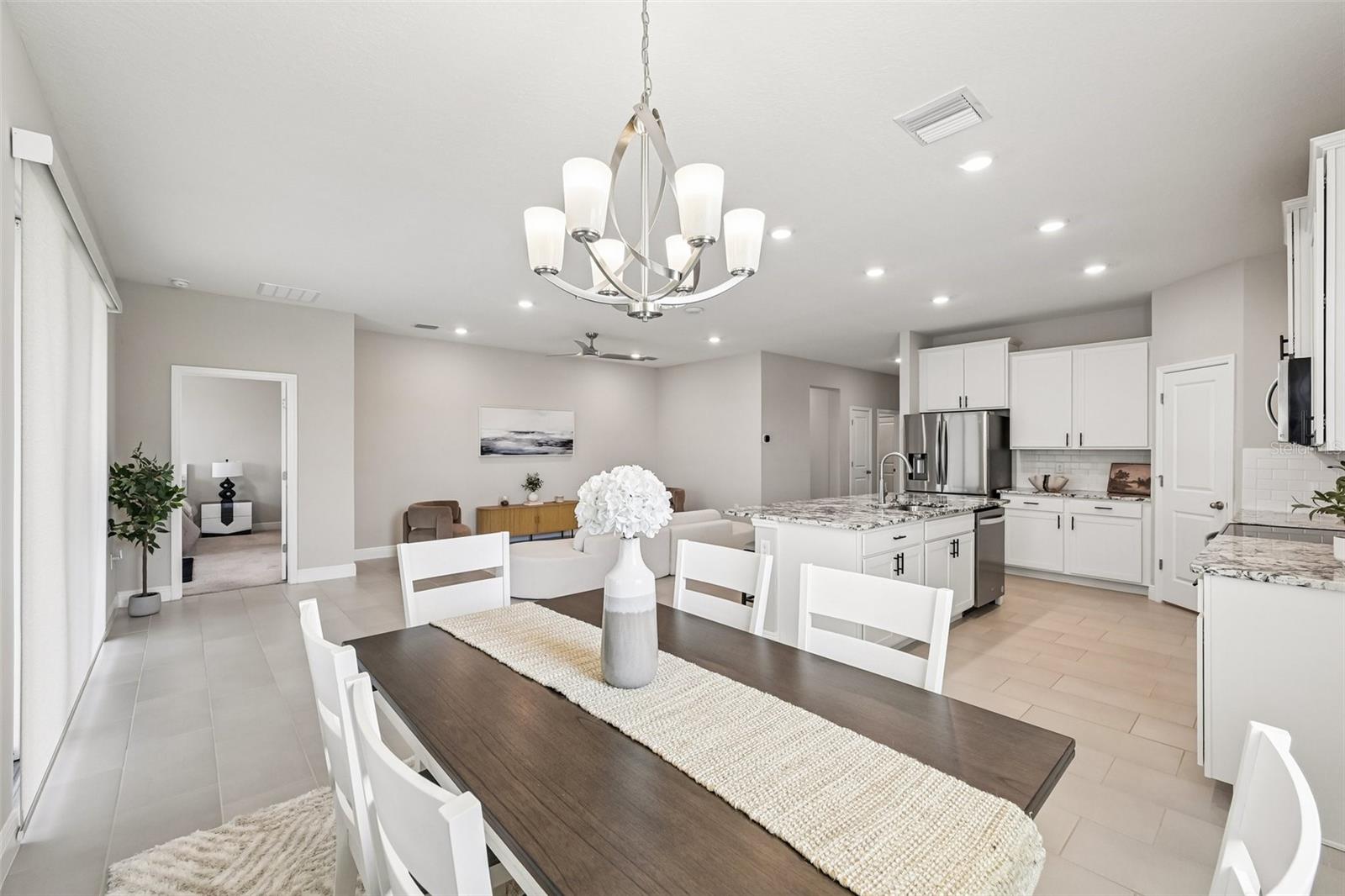 MANGROVE MANOR PH 1 - Residential