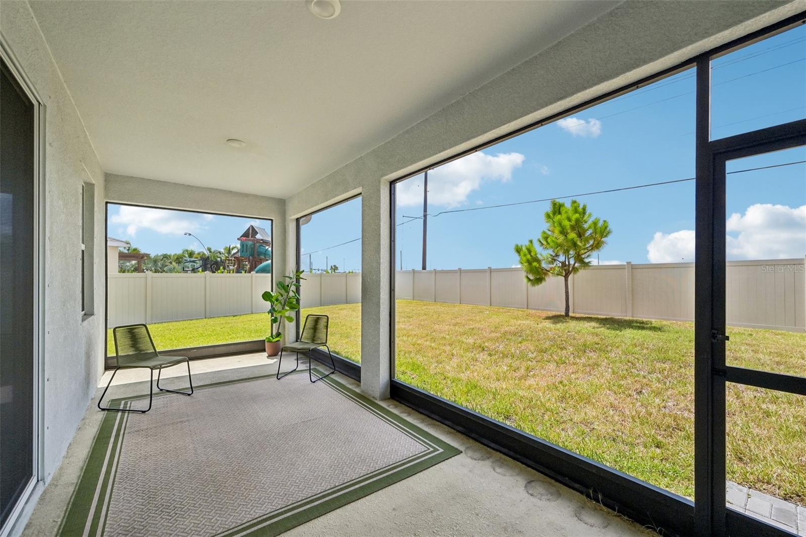 MANGROVE MANOR PH 1 - Residential