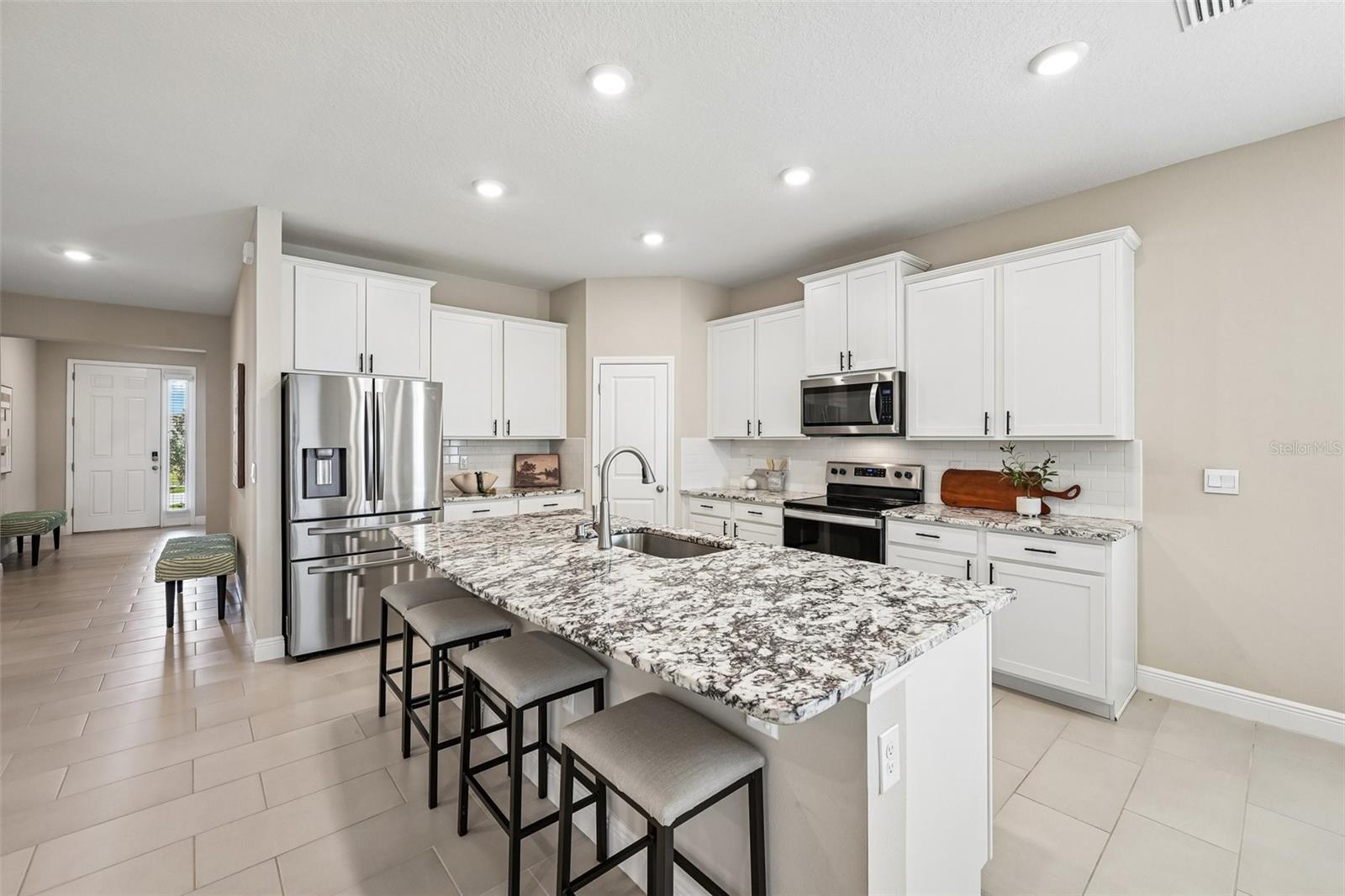 MANGROVE MANOR PH 1 - Residential