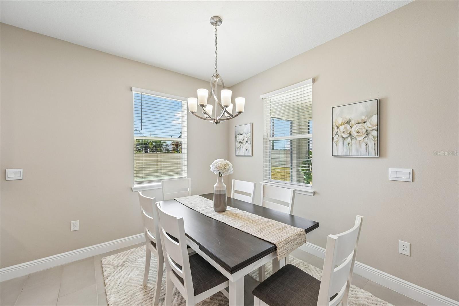 MANGROVE MANOR PH 1 - Residential