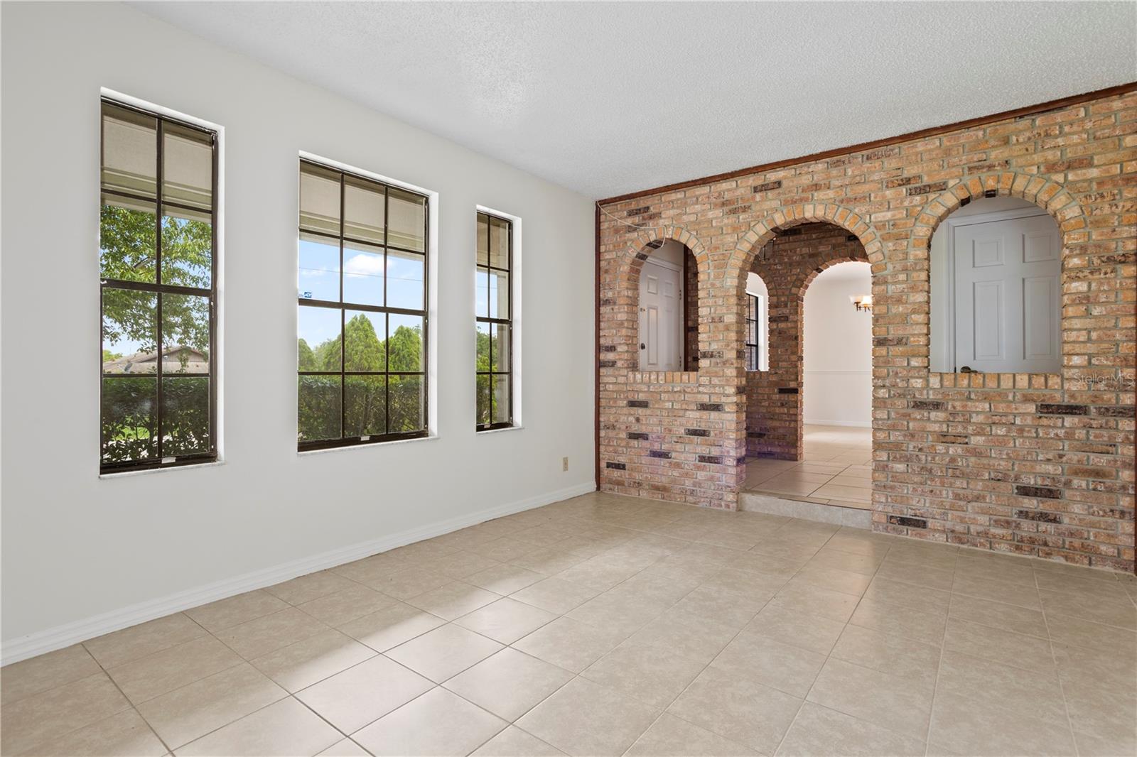 DELTONA LAKES UNIT 03 - Residential