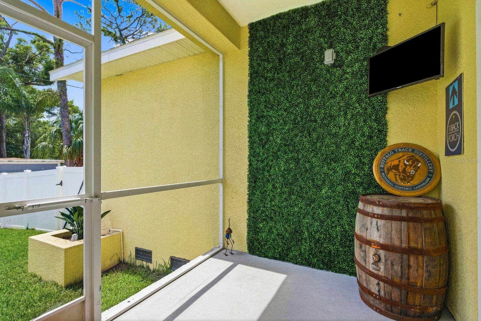 POINSETTIA GARDENS - Residential