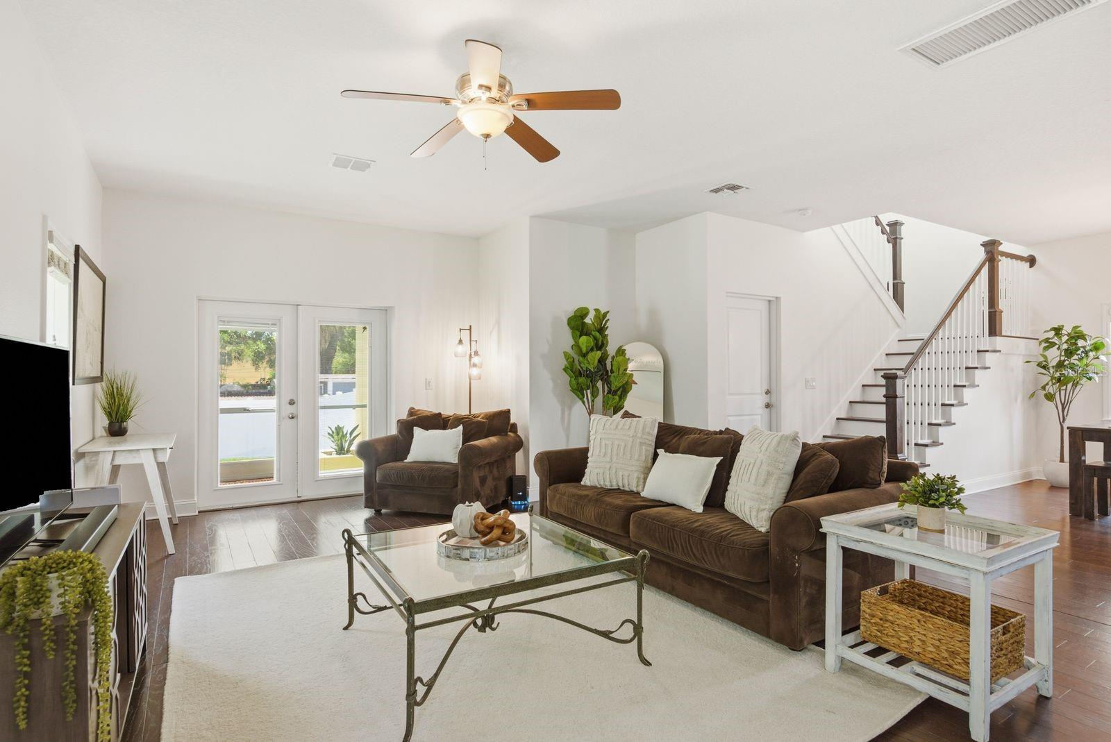POINSETTIA GARDENS - Residential