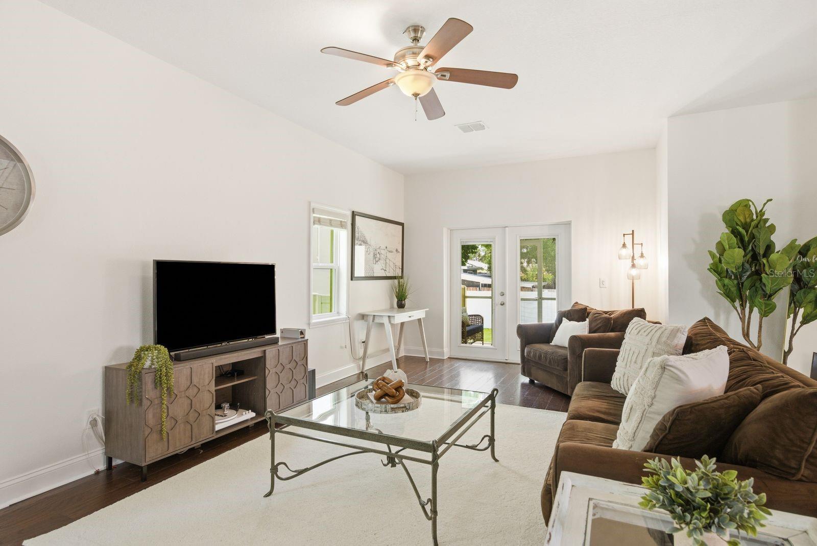 POINSETTIA GARDENS - Residential