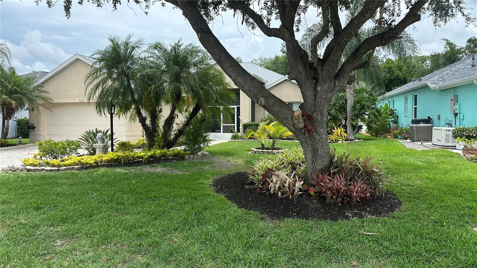 CARLYLE AT VILLAGES OF PALM-AIRE - Residential