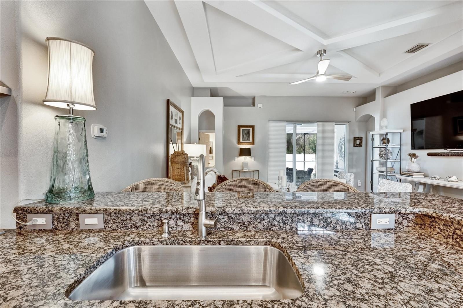 CARLYLE AT VILLAGES OF PALM-AIRE - Residential