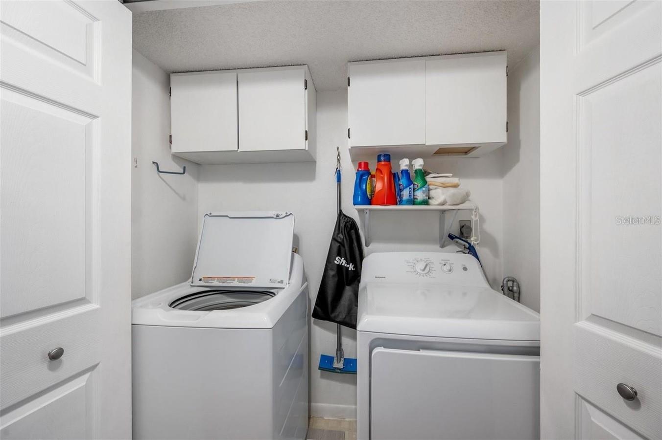 LANDINGS CONDO THE - Residential Lease