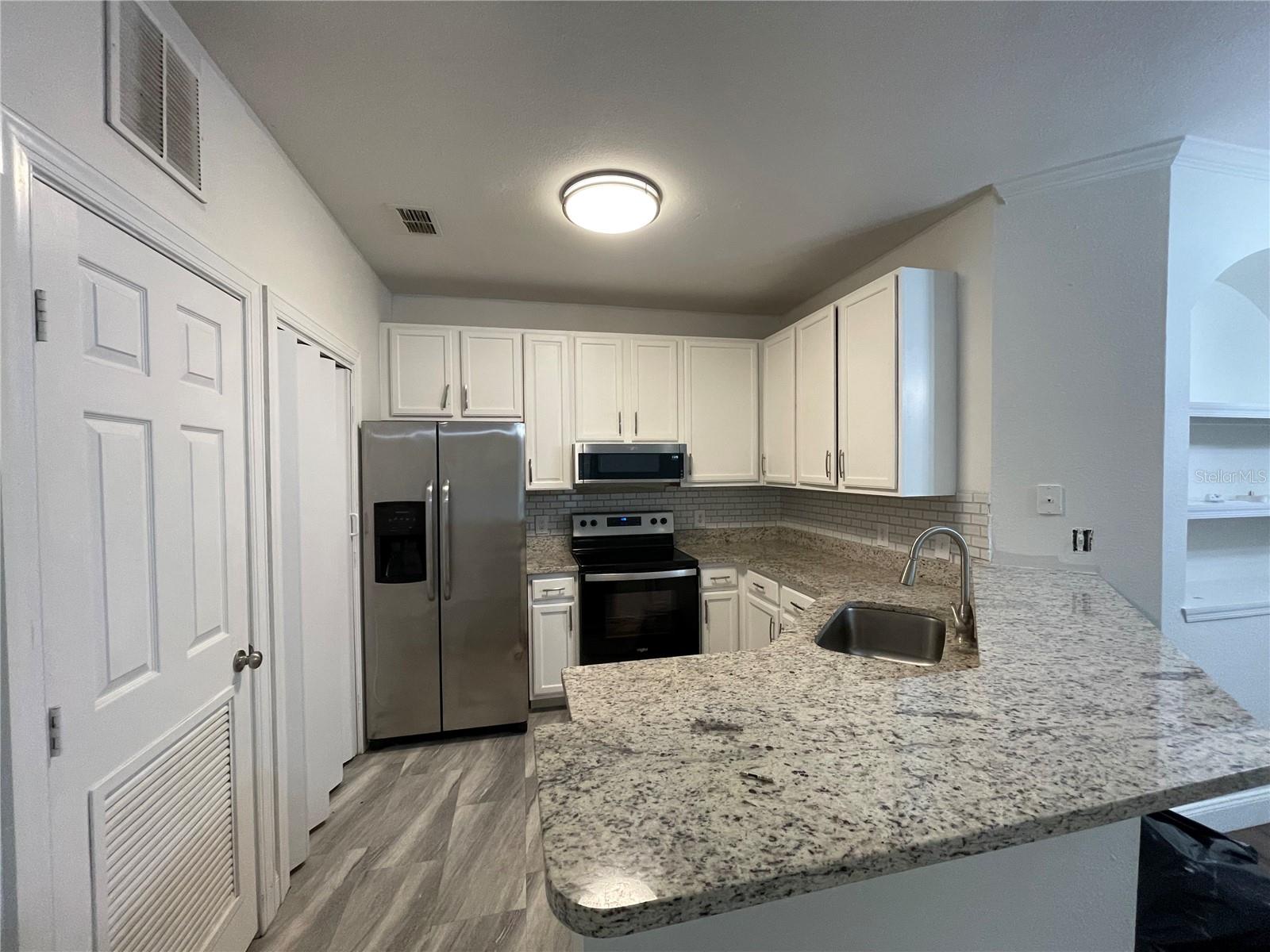 COURTNEY PALMS CONDO - Residential Lease