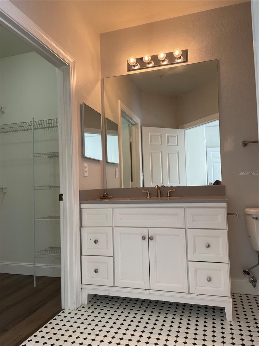 COURTNEY PALMS CONDO - Residential Lease