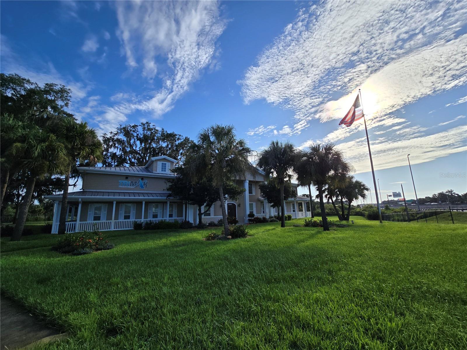 I-4 BUS CENTER AT PARK RO - Commercial Sale