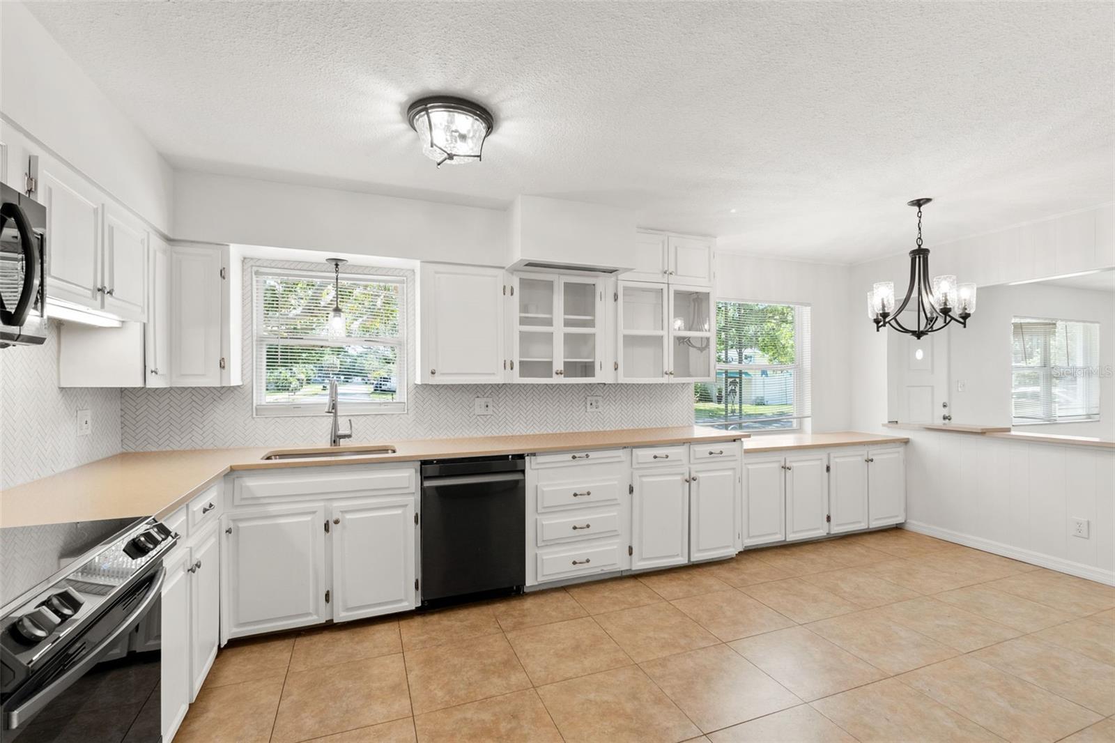 PASADENA ESTATES SEC H - Residential