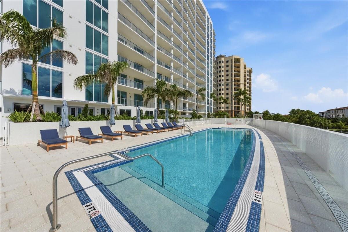 WESTSHORE YACHT CLUB, AQUA TOWER 1 - Residential