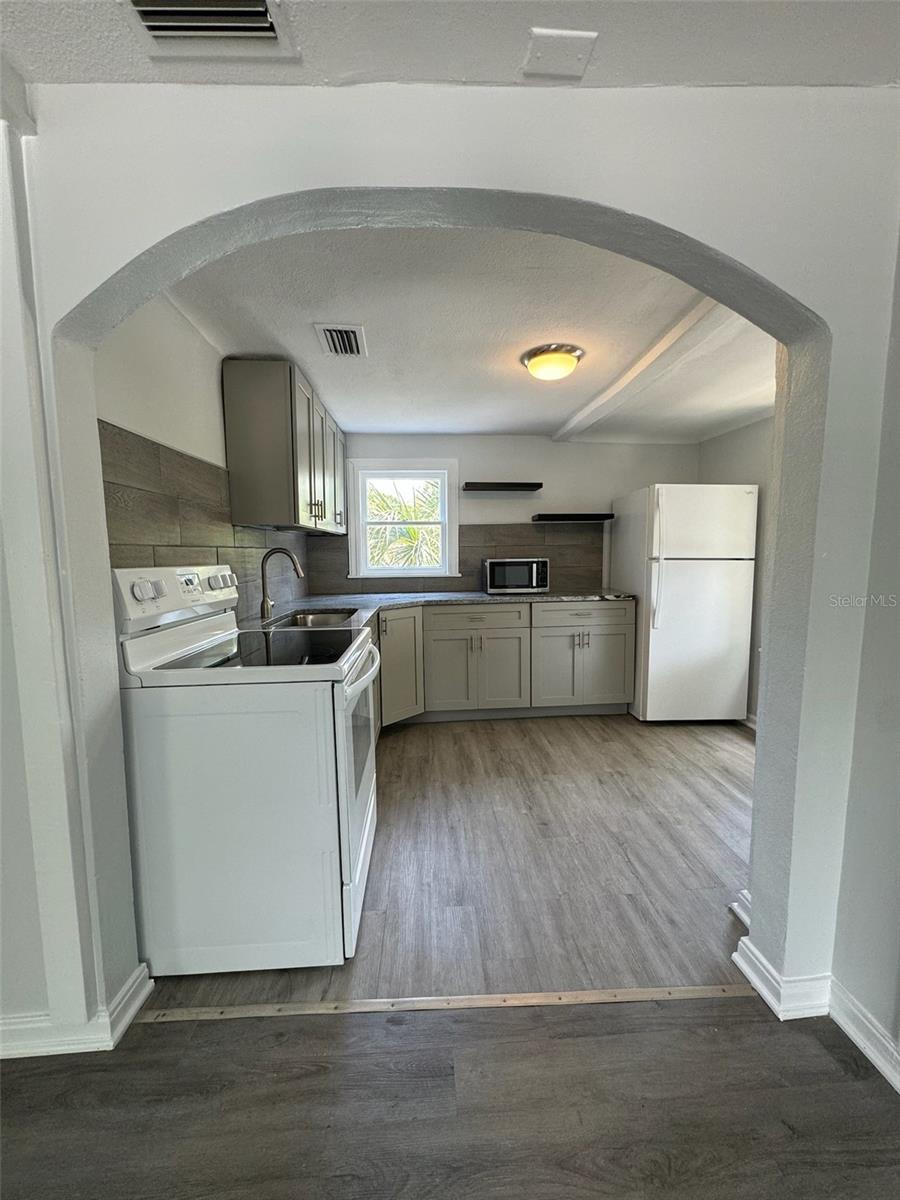 COLFAX CITY - Residential Income