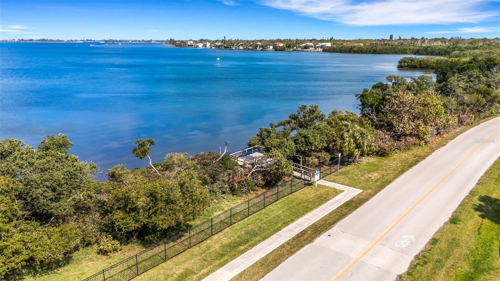 PALMA SOLA BAY CLUB PH 4 - Residential