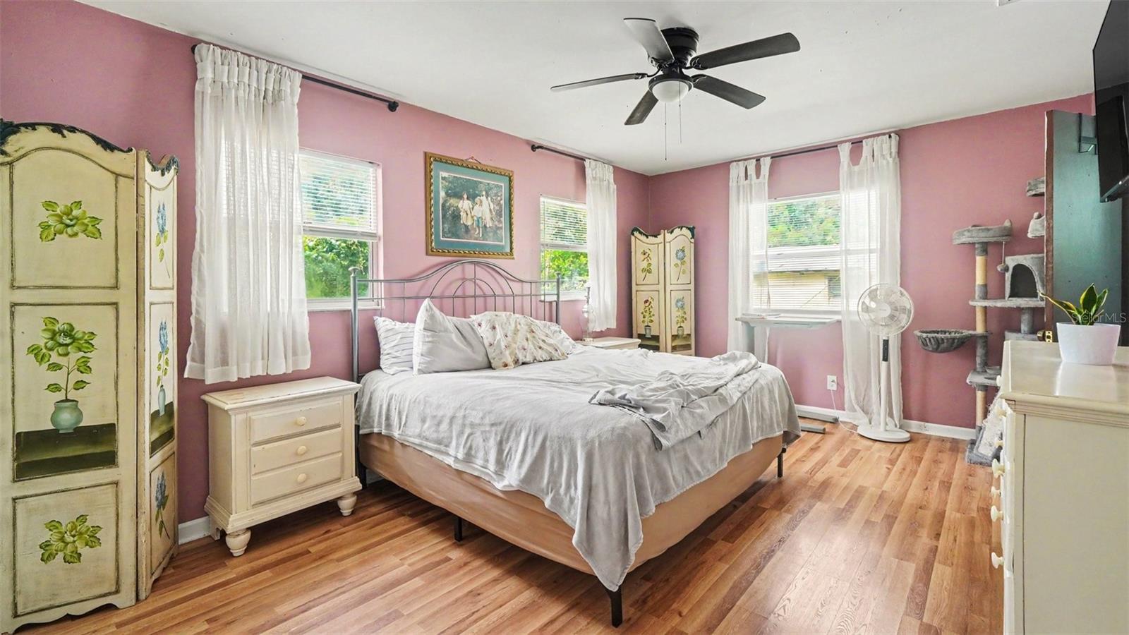 BREEZEWOOD ESTATES - Residential