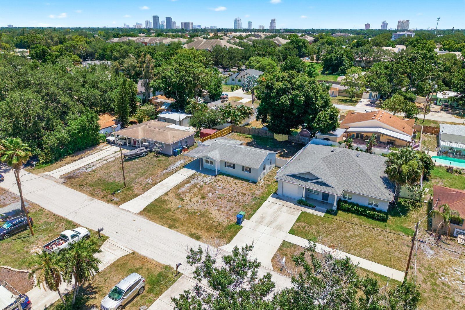 MANHATTAN MANOR REV - Residential