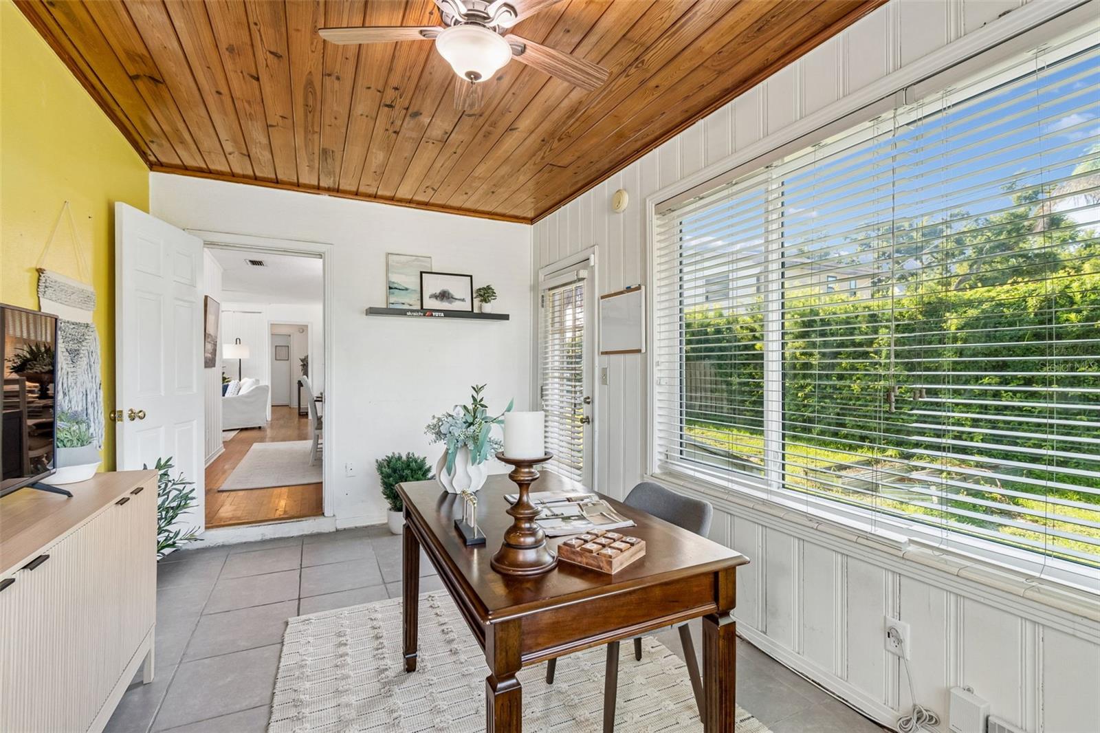 TEMPLE TERRACE ESTATES - Residential