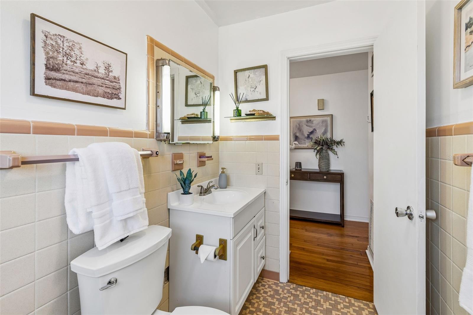 TEMPLE TERRACE ESTATES - Residential