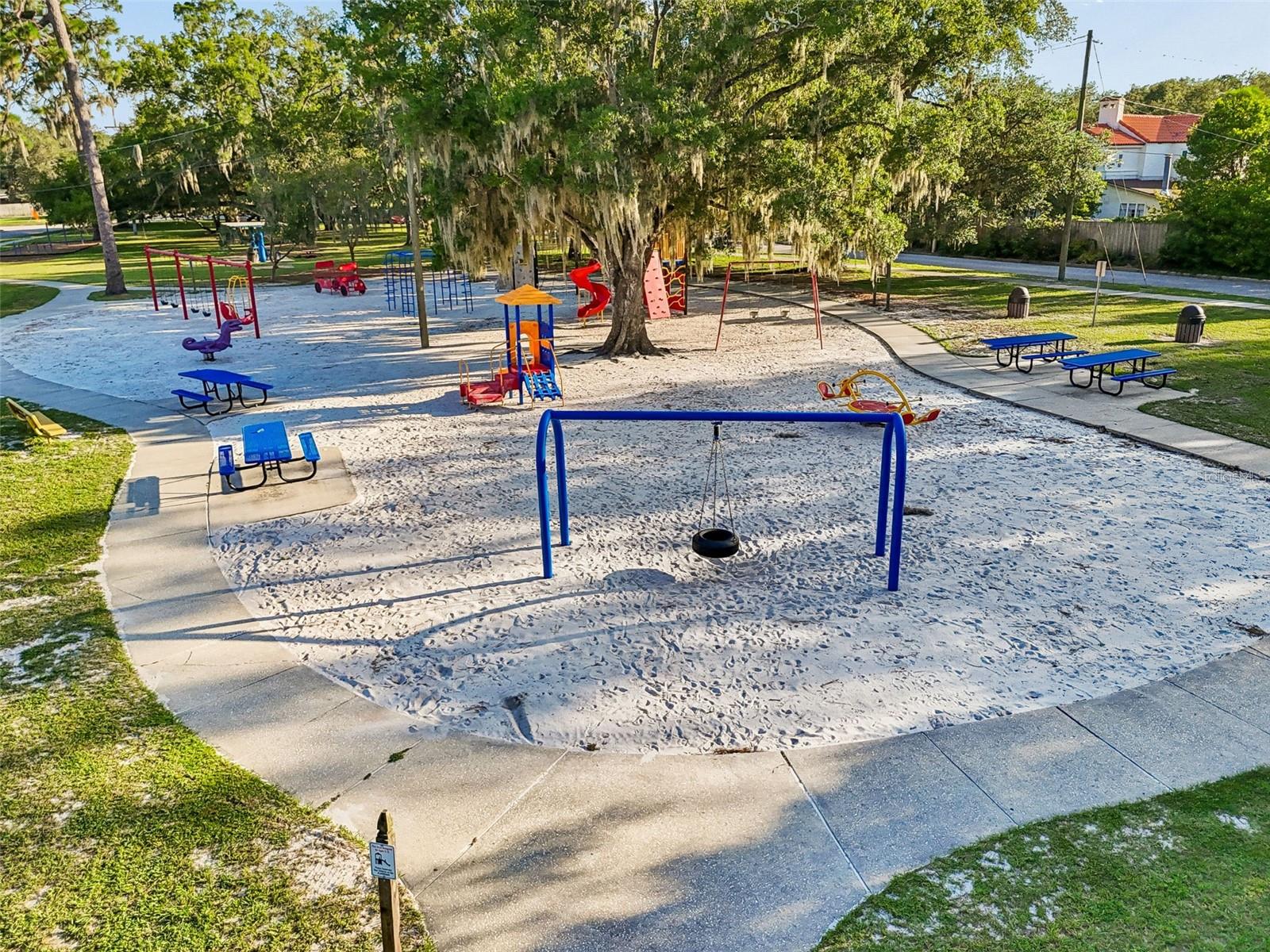 TEMPLE TERRACE ESTATES - Residential