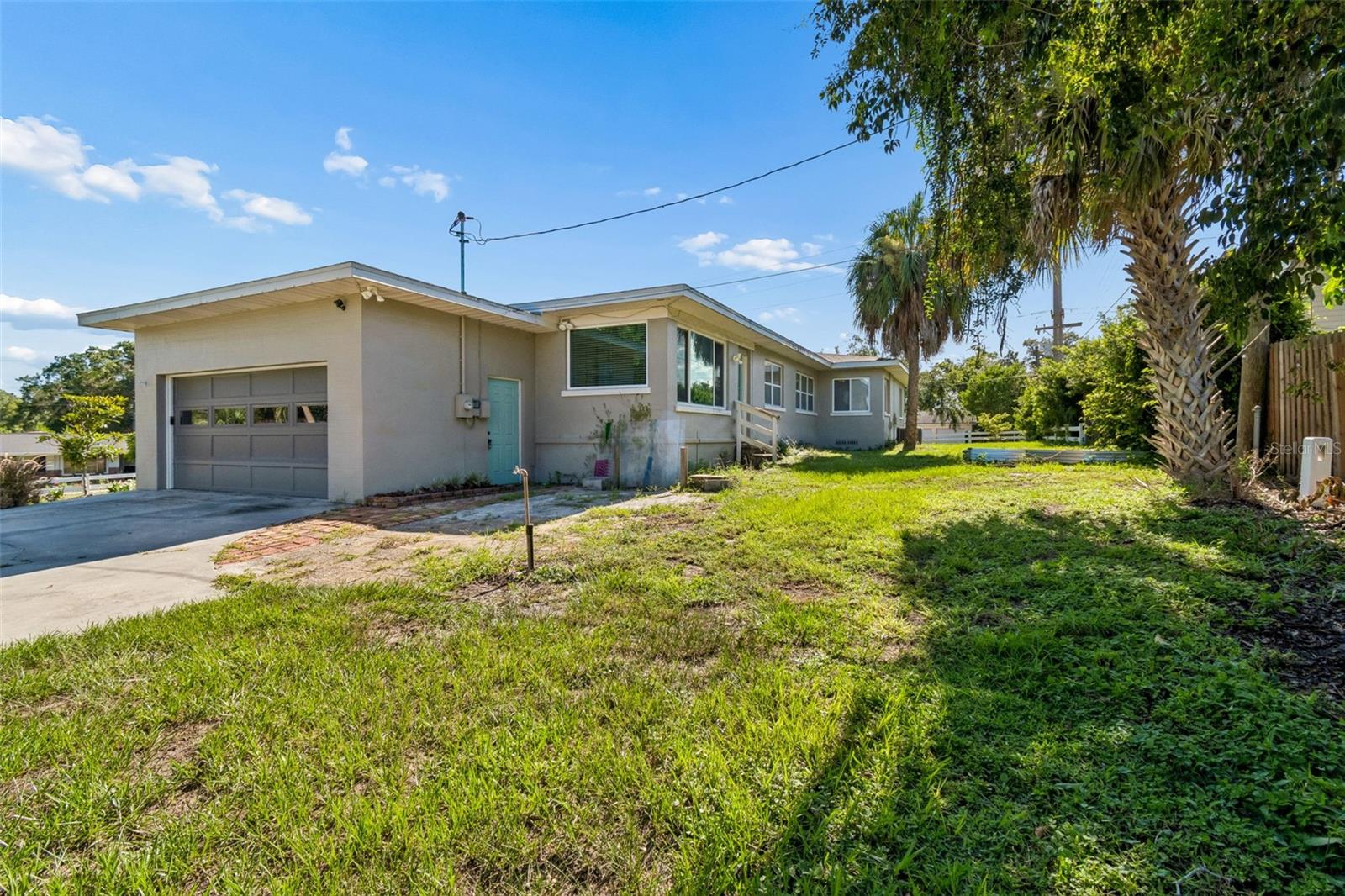 TEMPLE TERRACE ESTATES - Residential