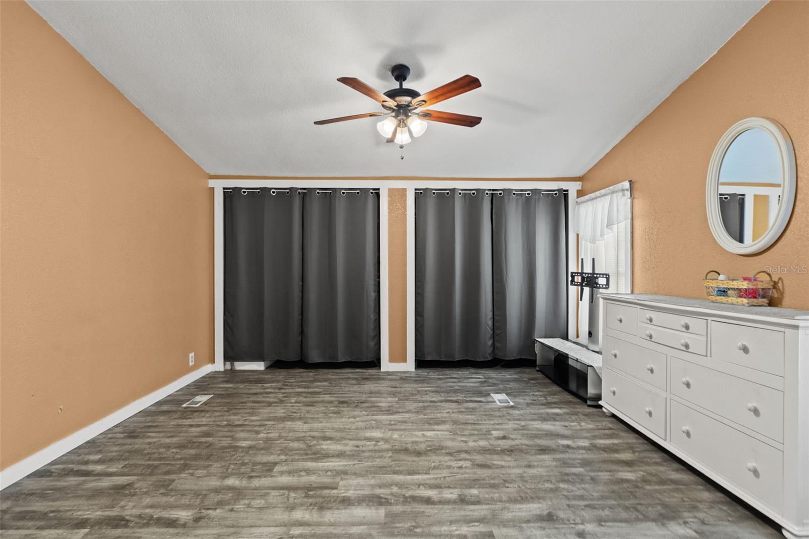 HIGHLAND LAKES - Residential