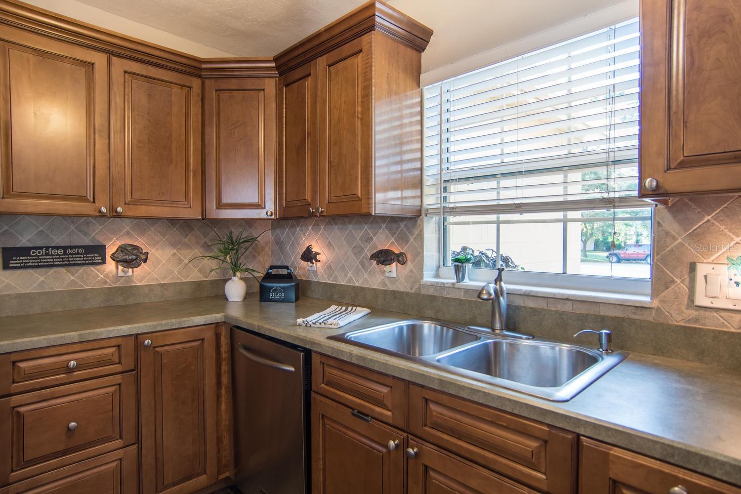 BEAR CREEK ESTATES - Residential Lease