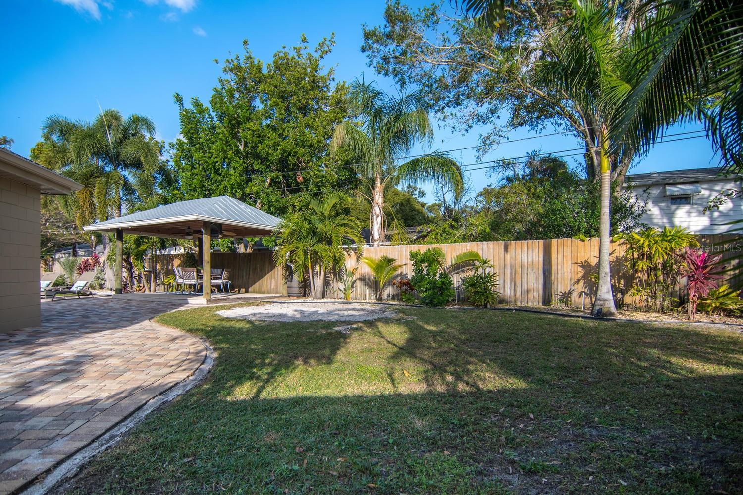 BEAR CREEK ESTATES - Residential Lease