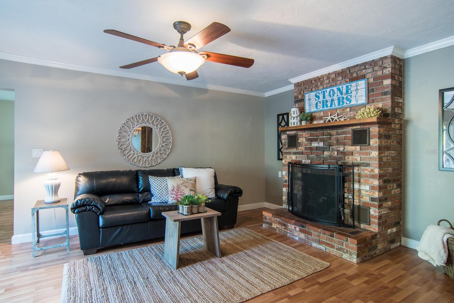 BEAR CREEK ESTATES - Residential Lease