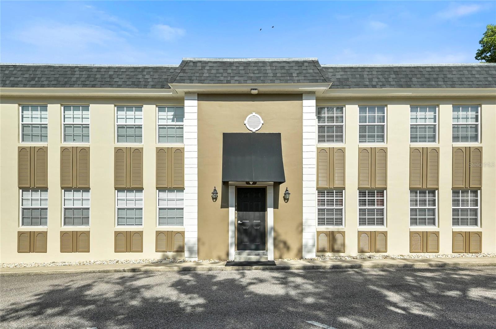 AMELIA PLACE, A CONDOMINIUM - Residential
