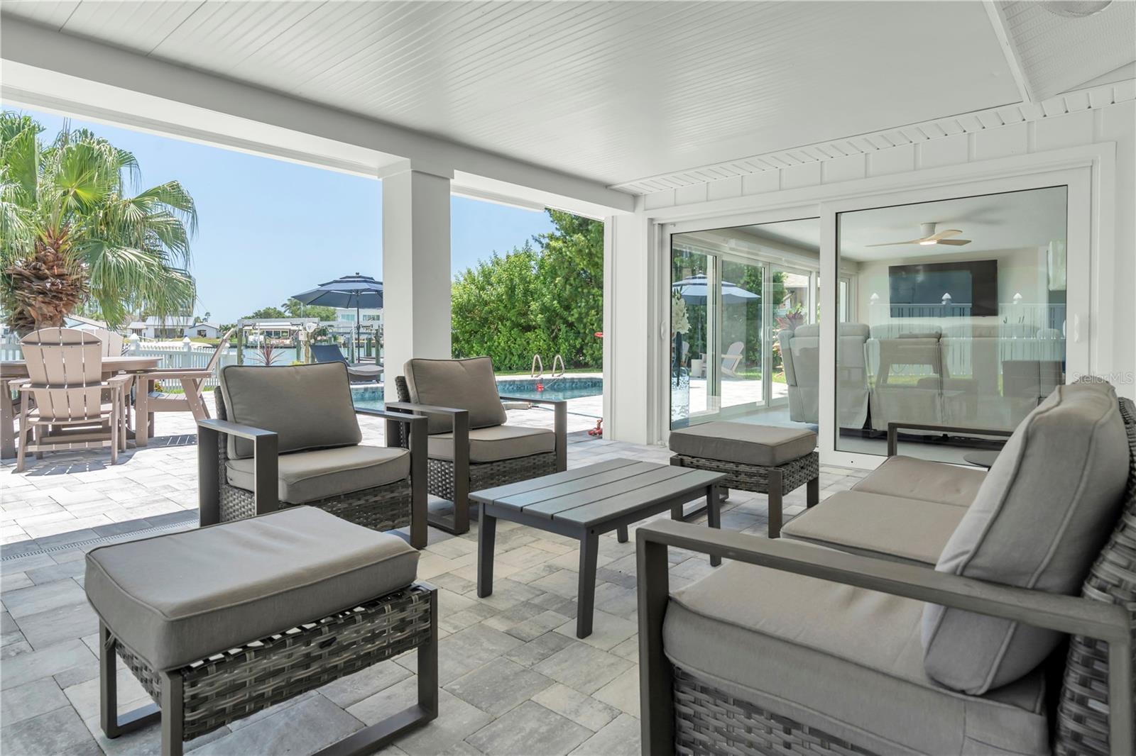PARADISE ISLAND 6TH ADD - Residential
