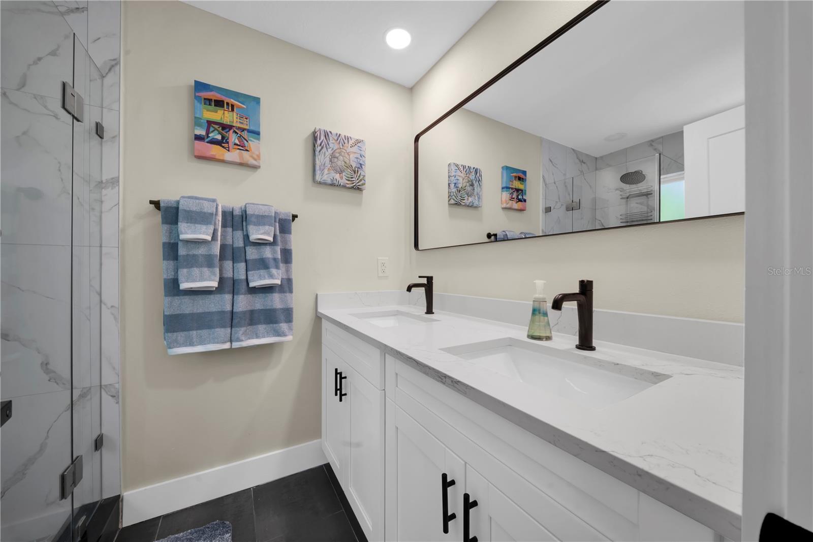PARADISE ISLAND 6TH ADD - Residential