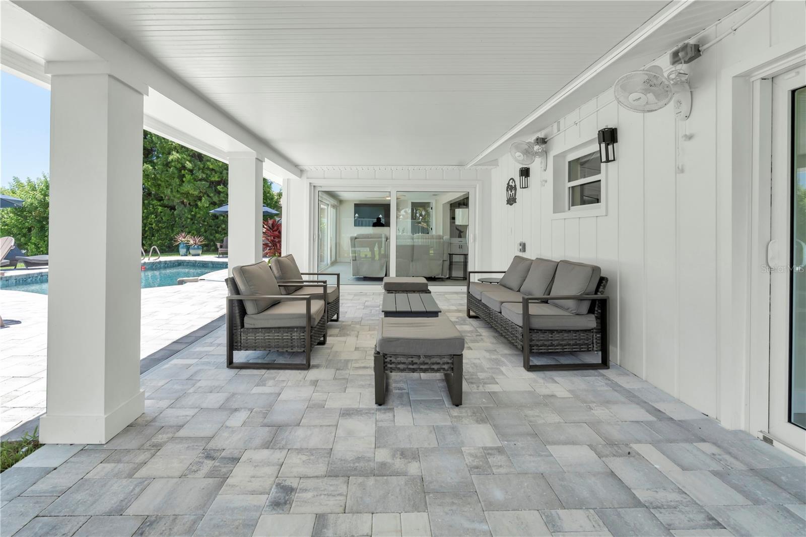 PARADISE ISLAND 6TH ADD - Residential