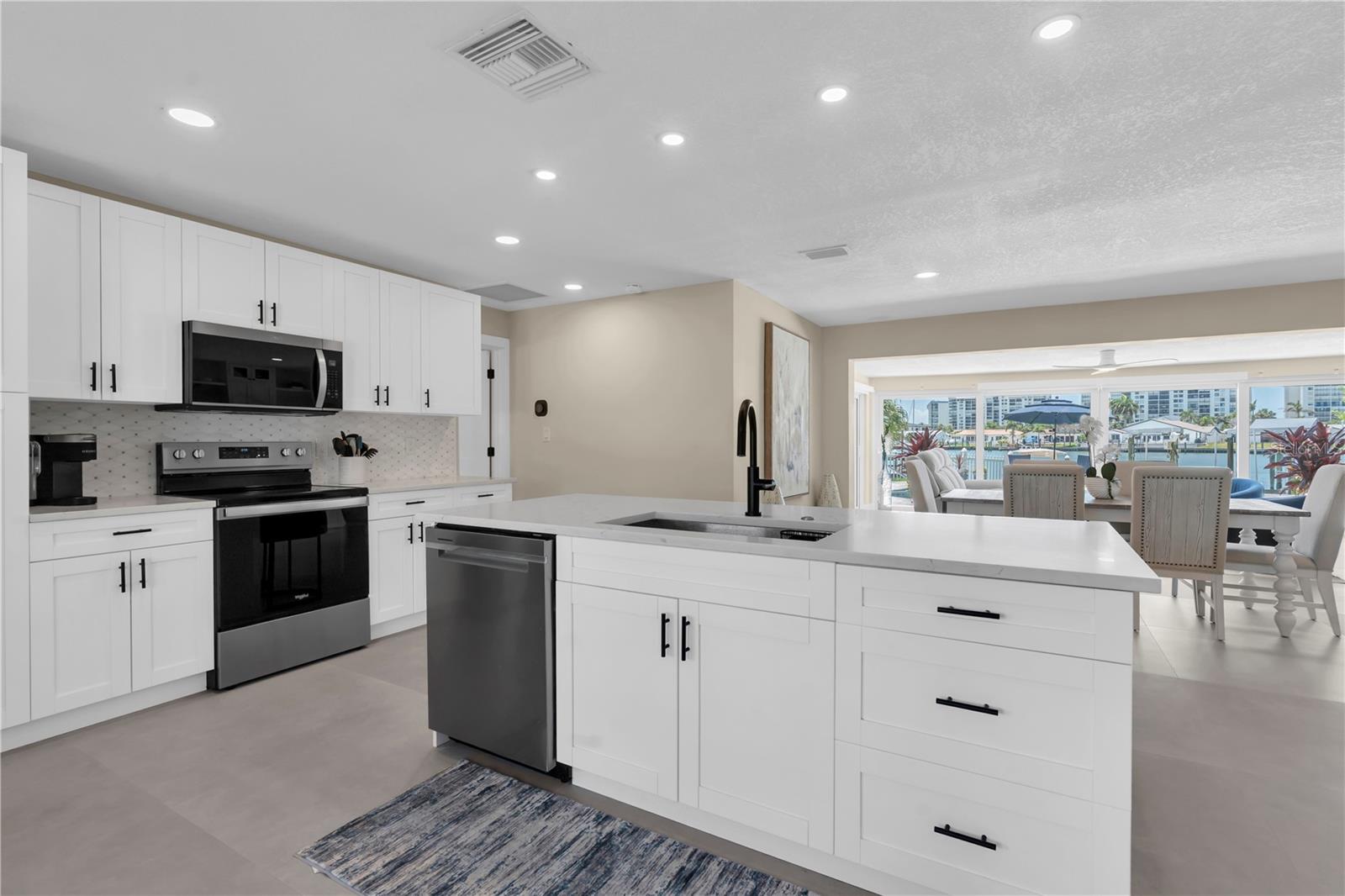PARADISE ISLAND 6TH ADD - Residential